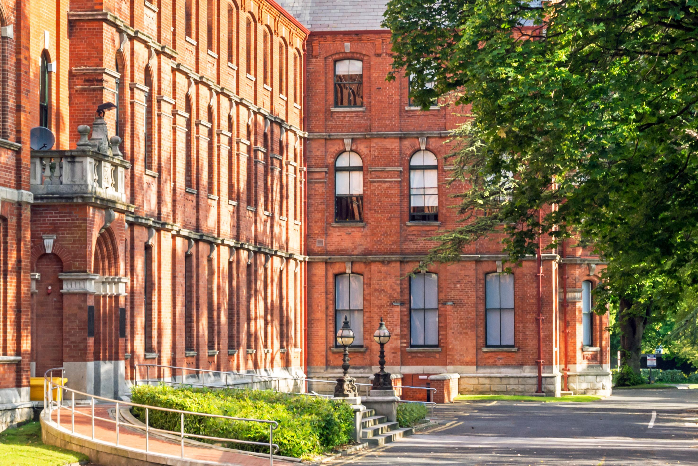 UCD Michael Smurfit Graduate Business School